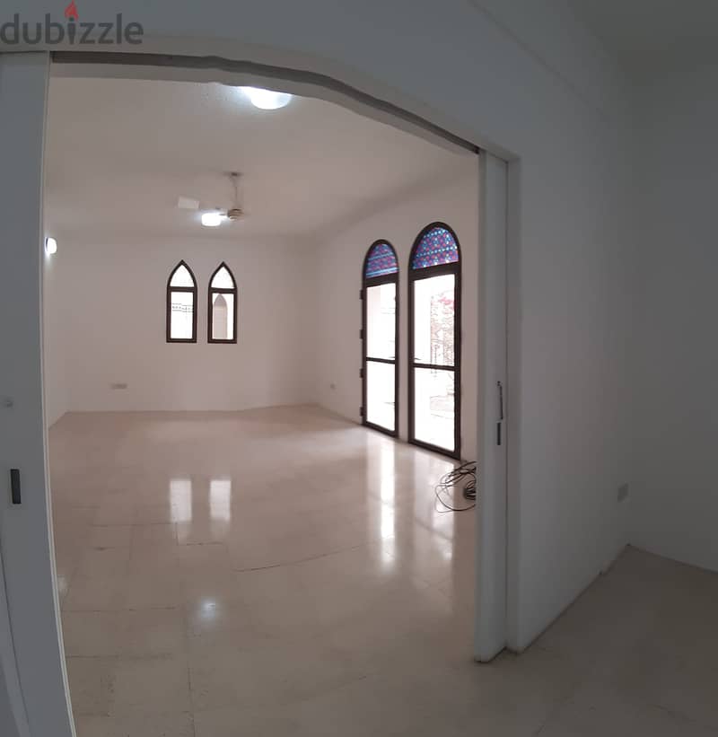 2BHK Apartments FOR RENT in Al Shatti Qurum - near Grand Hyatt PPA90 9