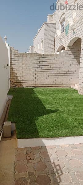 Beautiful grass carpet for sale Excellent condition 4