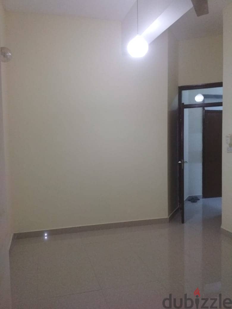 Spacious Separate Room For Rent in CBD Area For Executive Batchelors 7