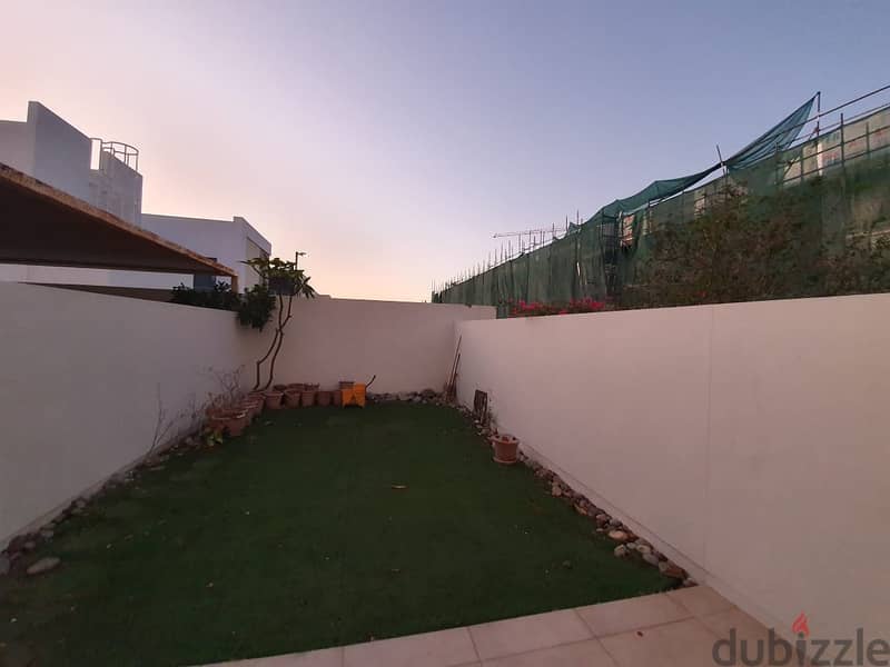 2 BR Townhouse with Private Garden in Al Mouj 5