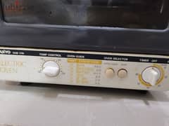 Electric Oven in Good Condition.