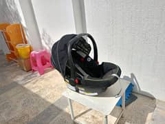 good condition baby car seat