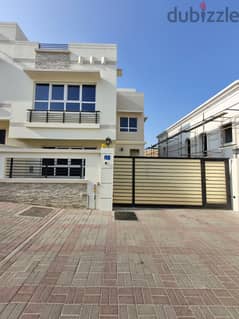 Brand New Spacious 5+1BHK Villa for Rent in Bousher PPV173 0