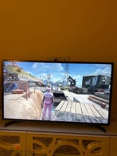 Samsung 42 inch smart Tv with remote 0