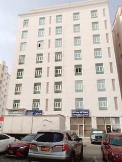 this building free 1 bedroom Flat,Amrat Sultan centre Near