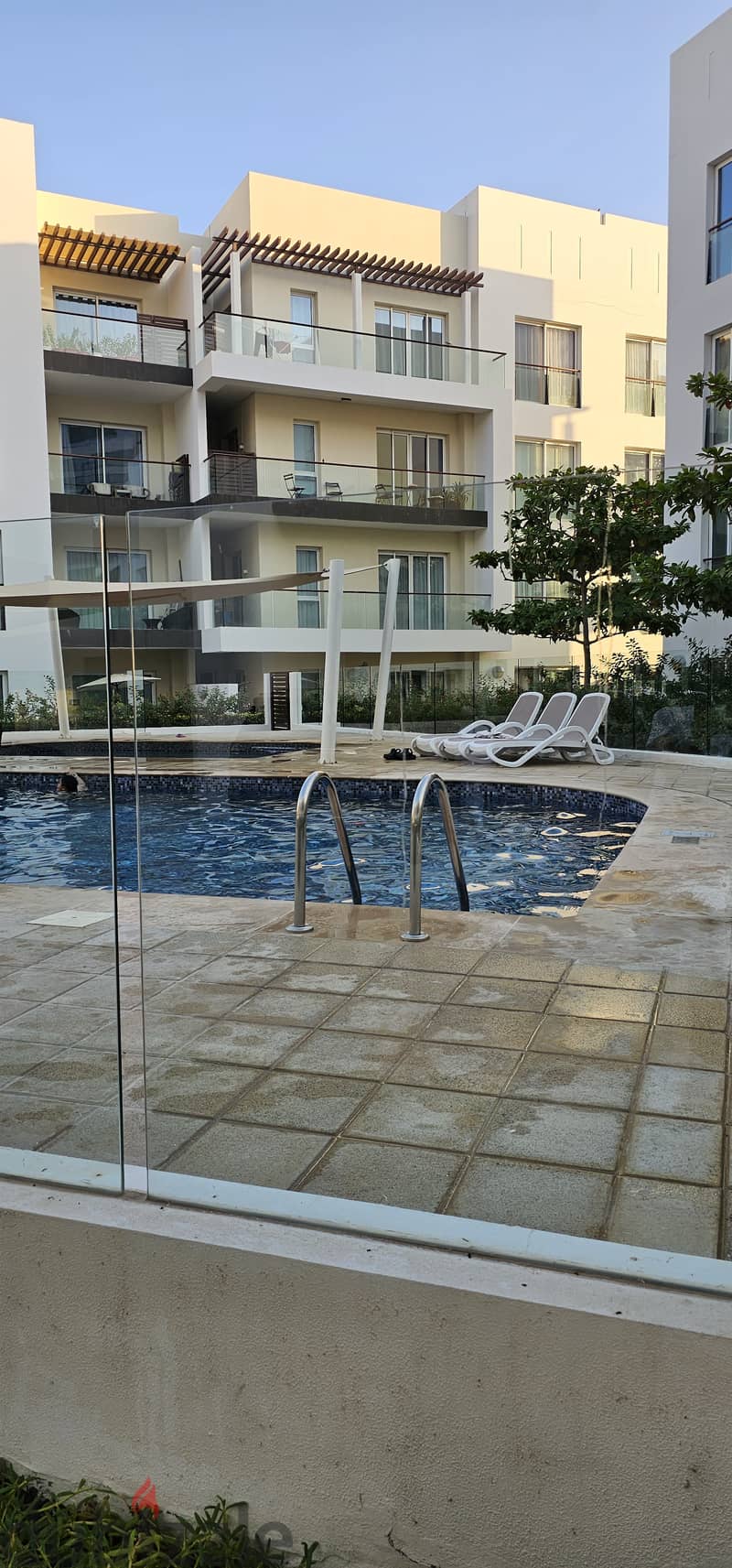 Luxury Executive  1 BR residence FF 3-6 Month lease 2