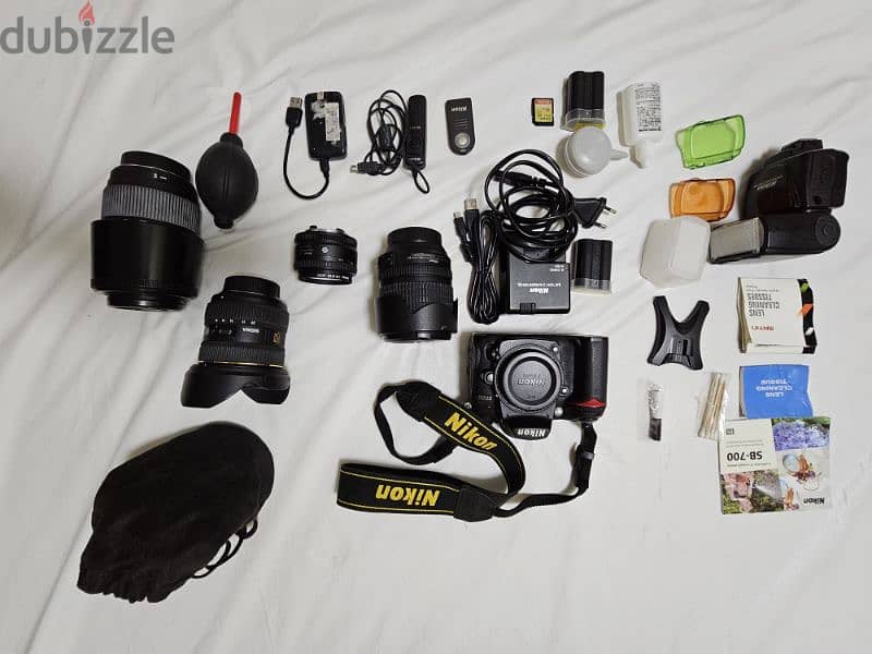 Nikon d7000 DSLR Camera, 4 Lenses & Accessories 7