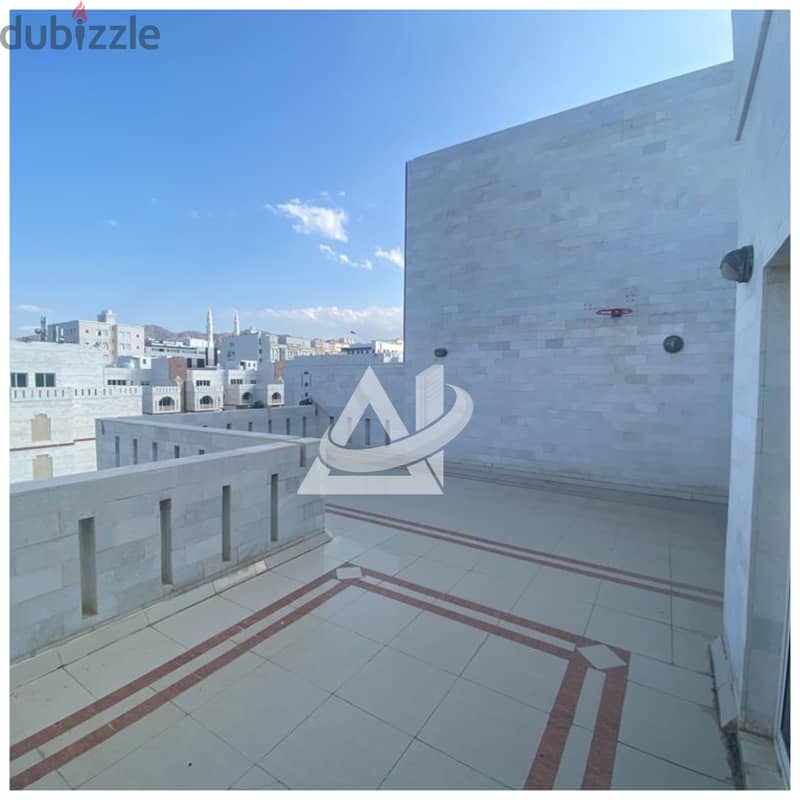 ADA608** Sapcious 3BHK Penthouse flat For rent in khuwair 5