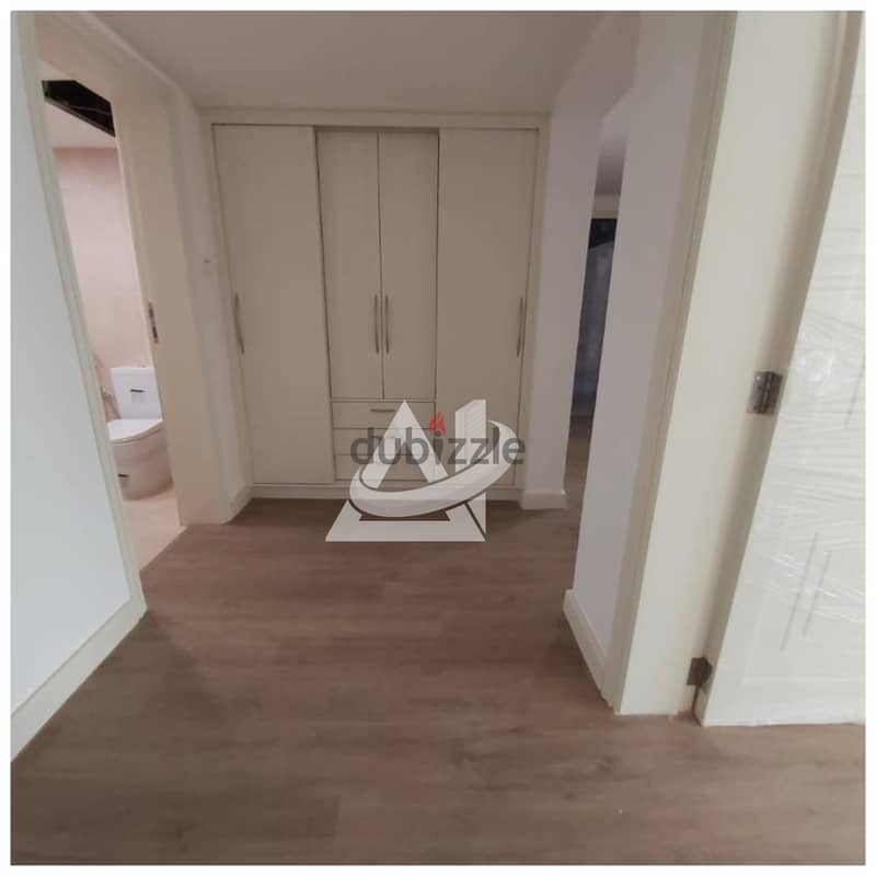 ADA608** Sapcious 3BHK Penthouse flat For rent in khuwair 7