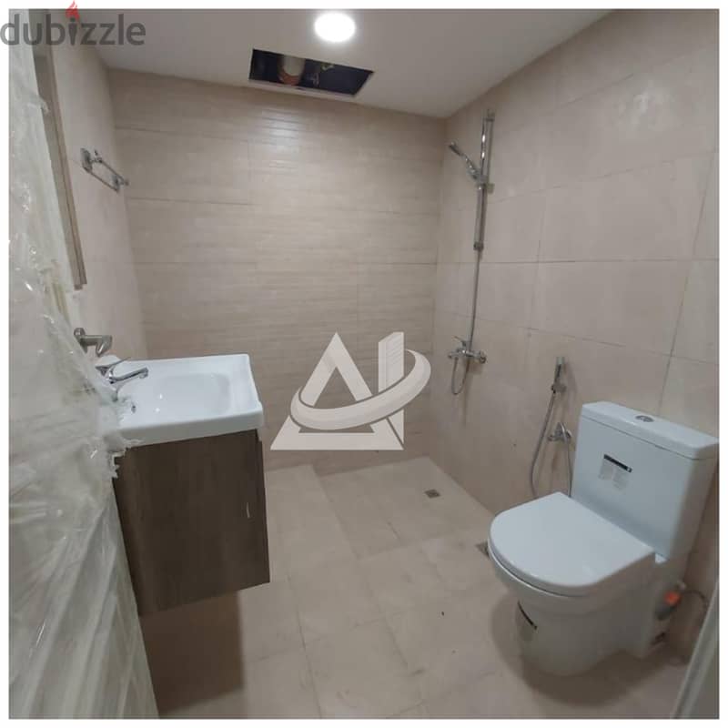 ADA608** Sapcious 3BHK Penthouse flat For rent in khuwair 10