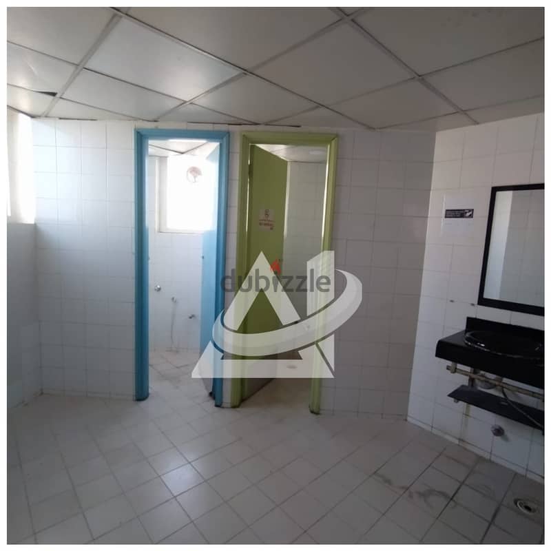 ADC604**  250SQM Office for rent in Al Khuwair 4