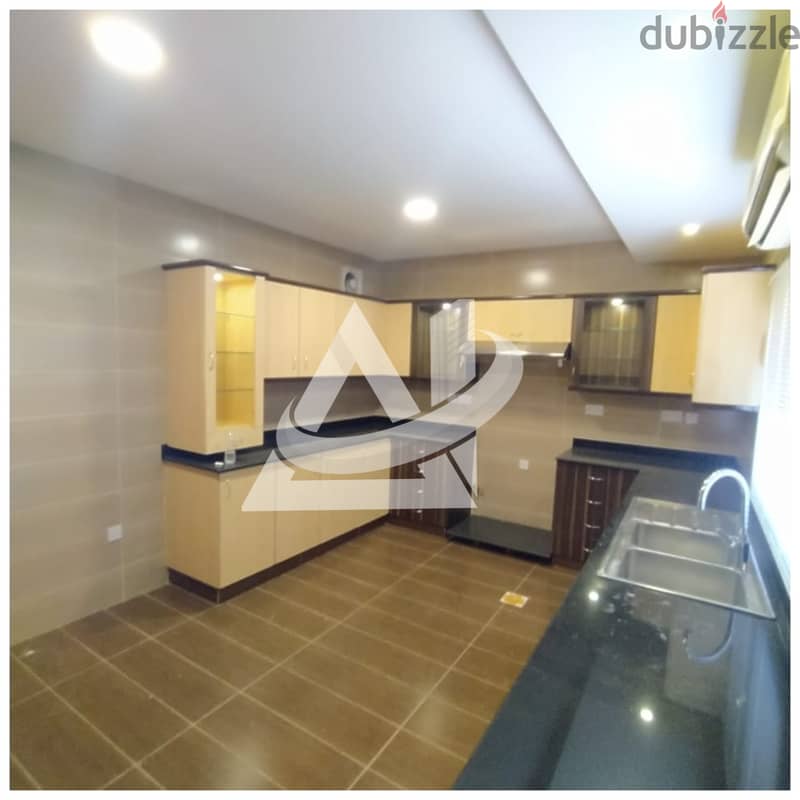 ADV924**  3bhk + Maid's villa for rent in community gated, located in 13