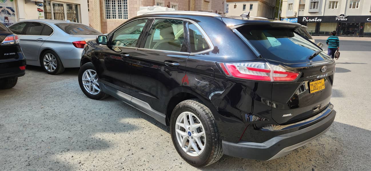 Black 2021 Ford Edge for sale 4