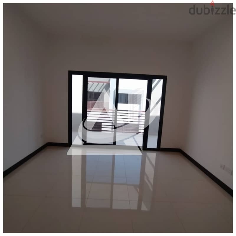 ADV1401** 4bhk + Maid's in secured community gated located in Al Seeb 5