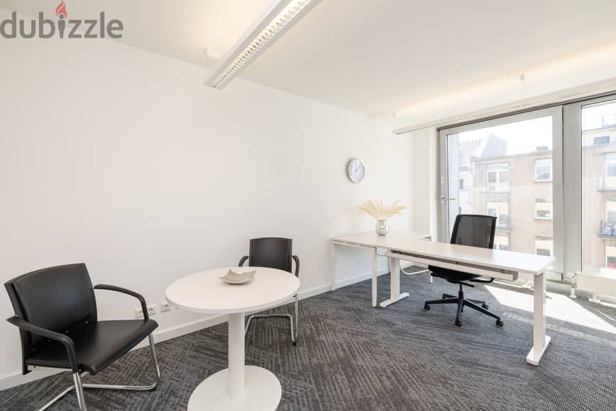 Fully serviced private office space for you and your team in DUQM 1