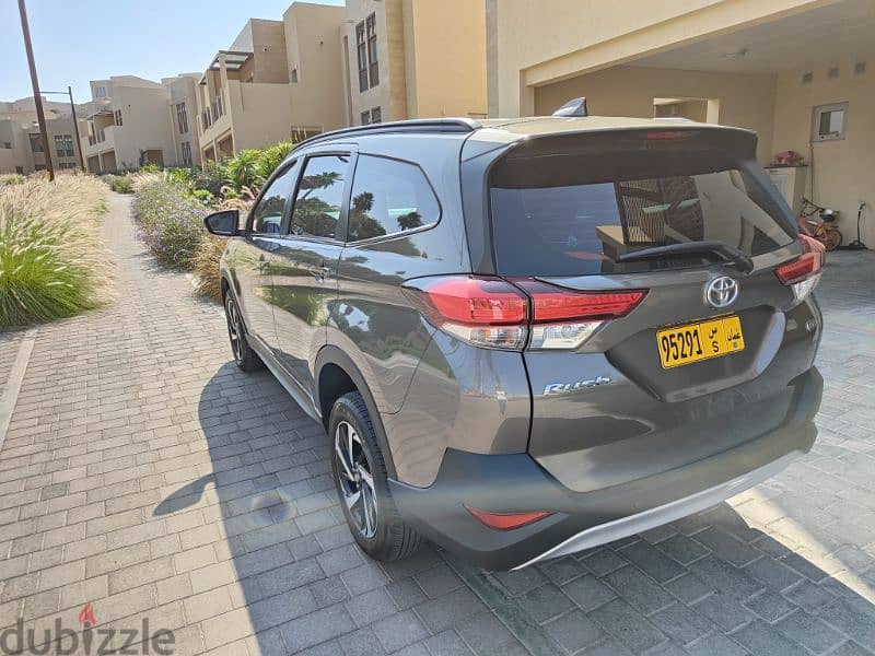 2023 Rush only used for 10 month Oman dealer 8