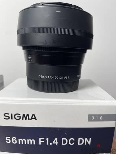 Sigma 56mm f1.4 for sony e mount for sale