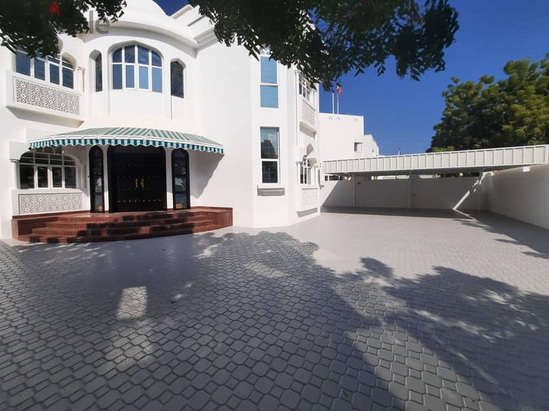 6BHK Villa FOR RENT in Shatti Qurum Beside Austrian Embassy PPV22 2