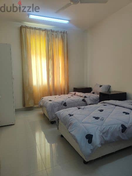 Fully Furnished 2 Bed's Flat with WiFi in Al Jiffrah Sohar 6