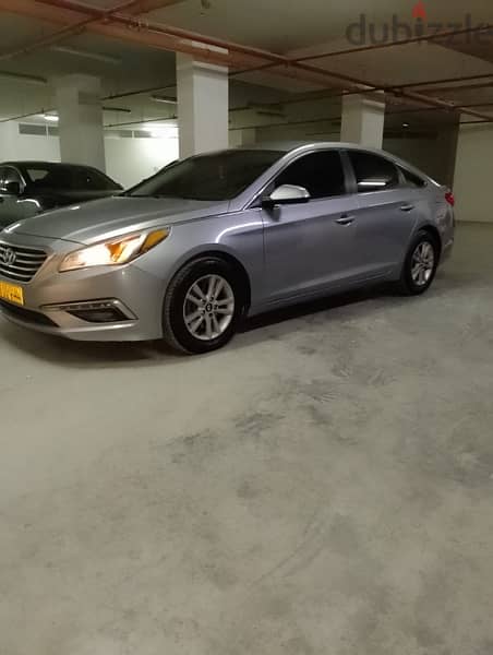 Hyundai Sonata 1