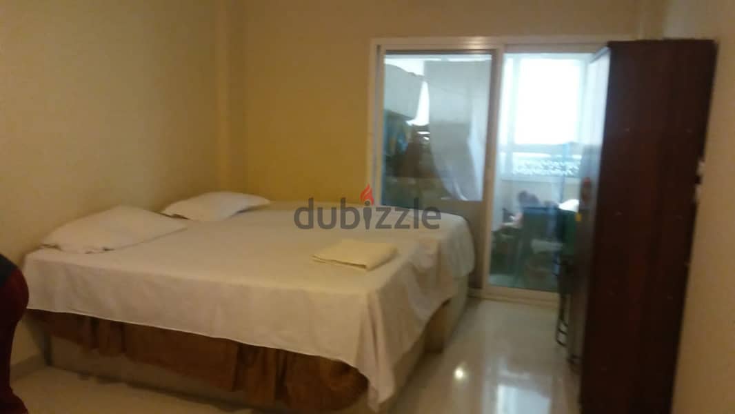 Daily rent rooms in Al khuwair 4