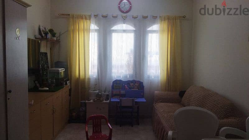 Babysitting/Day care/tution Available@ al khuwair behind foodland/km 3