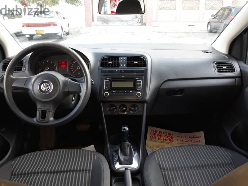 Volkswagen Polo with full options 2