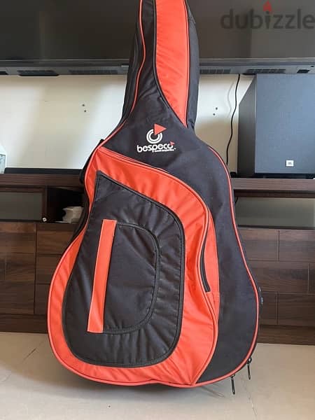Yamaha F370DW Guitar (Includes an amazing bag) 9