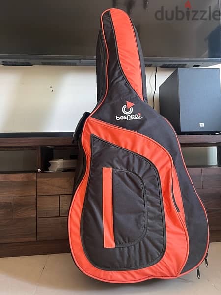 Yamaha F370DW Guitar (Includes an amazing bag) 10