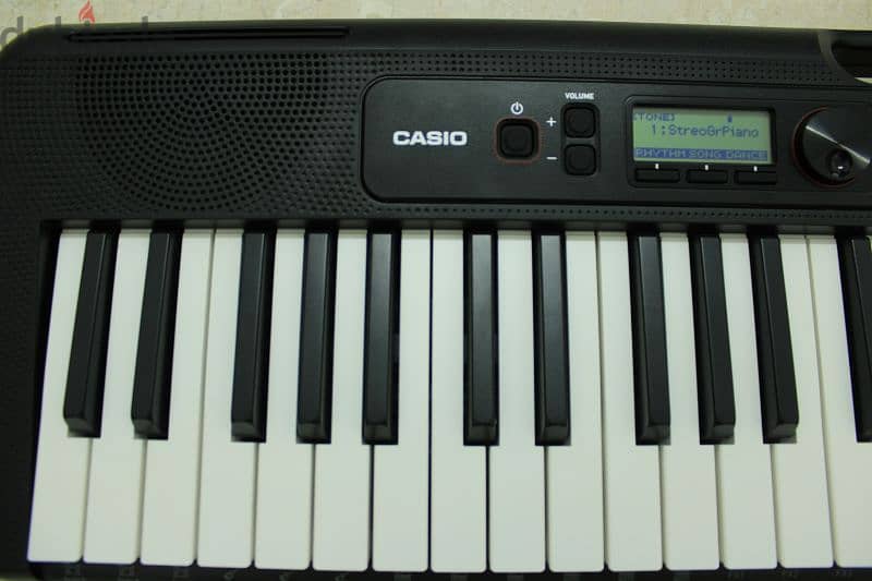 Casio Keyboard CTS-200 Rd Portable 2