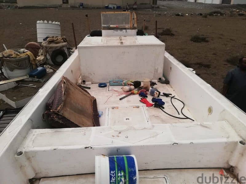 قارب مسطح 33 قدم مصنع وادي حام كلباء 2017 القارب فية محياة للسمك الحي 8