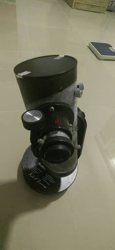 Telescope celestron moon scope