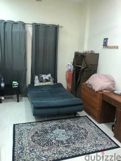 1 Single Room with attached washroom and sharing kitchen avaialble