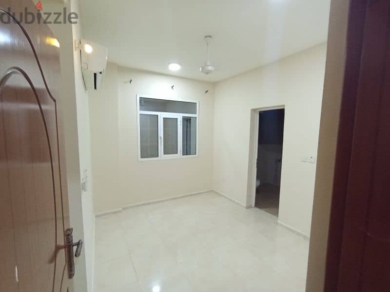 Apartments for rent in Al Amarat just 110 OMR 7
