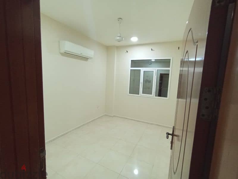 Apartments for rent in Al Amarat just 110 OMR 9