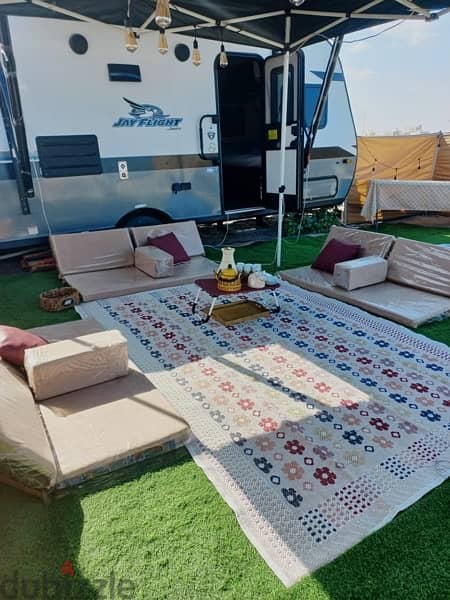 Caravan with outdoor seating for rent 5