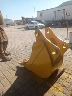 bucket for jcb    volvo    caterpillar    new Holland   etc  available 0