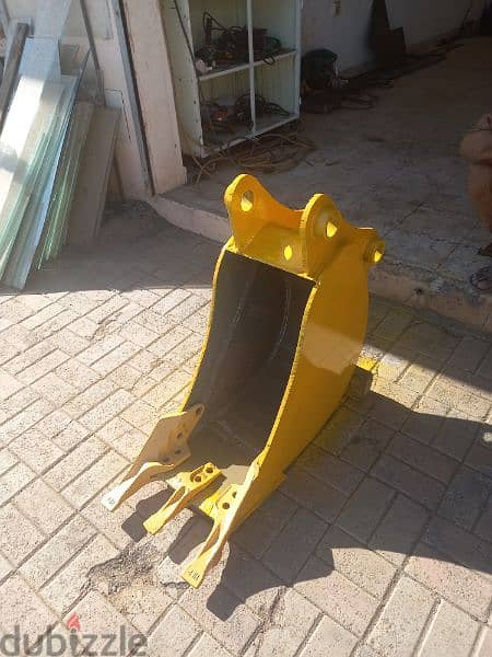bucket for jcb    volvo    caterpillar    new Holland   etc  available 4