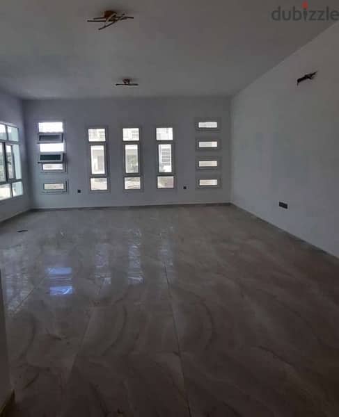 New 3 floors villa in a khoudh 1