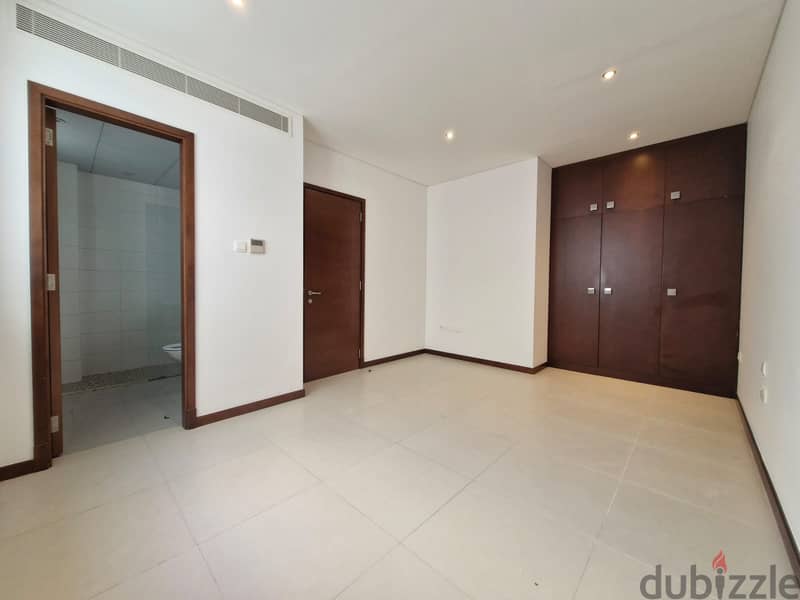 3 BR + Maid’s Room Luxury Duplex Apartment in Madinat Qaboos 5