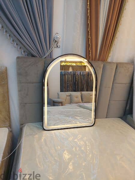 new face light mirror without delivery 1 piece 25 rial 1