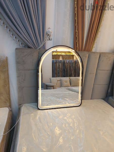 new face light mirror without delivery 1 piece 25 rial 5