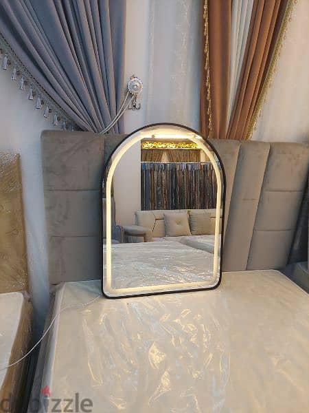 New face light 3 mix mirror without delivery 1 piece 25 rial 6