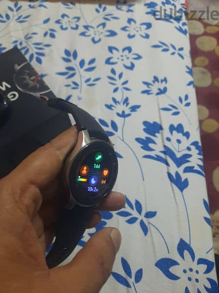 galaxy  watch 46mm excellent  condition 2