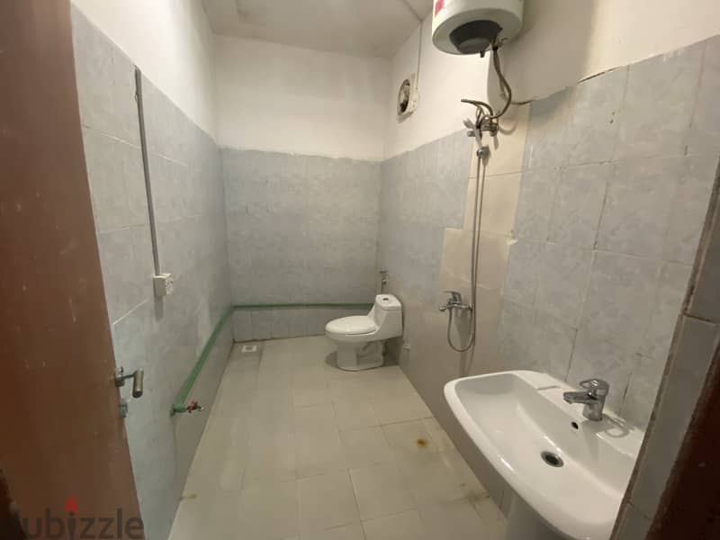 Fully Furnished room with attached bathroom in Al Qurm 4