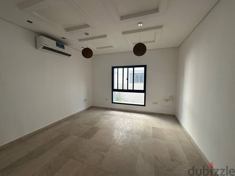 beautiful 5 bhk villa in dar alzain 18