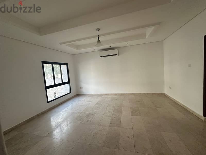 beautiful 5 bhk villa in dar alzain 19