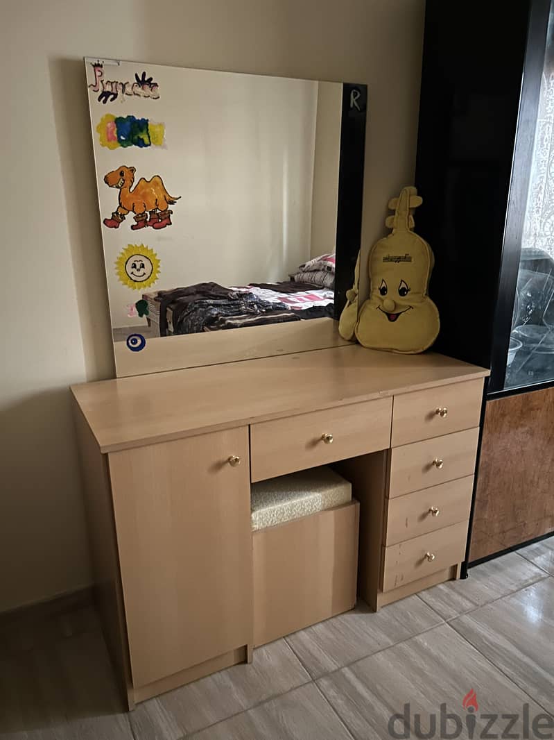 Dressing table with stool 1