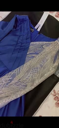 فستان جديد باللون الازرق