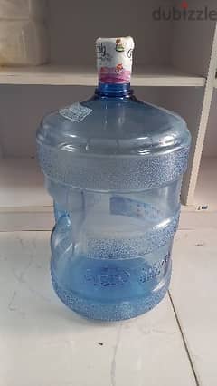 WATER EMPTY BOTTLES OMR 1.000 EACH BOTTLE. AVAILABLE 8 QTY. 92179465 0